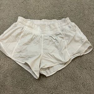 Lululemon Hotty Hots